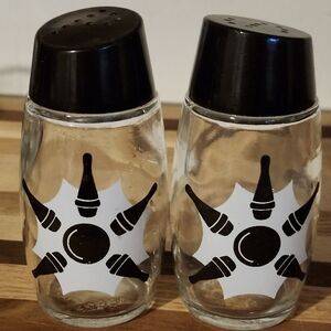 Vintage Van Pac Canada Salt and Pepper Shakers